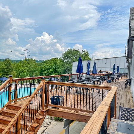Premier Cozy Cabin - Free Amenities & Comm Indoor Pools Bushkill Luaran gambar