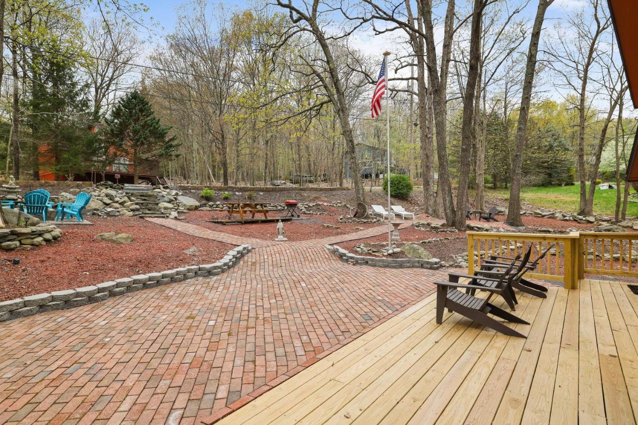 Premier Cozy Cabin - Free Amenities & Comm Indoor Pools Bushkill Luaran gambar
