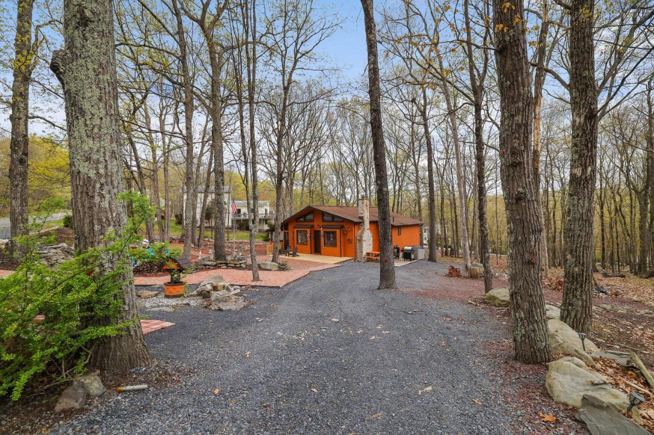 Premier Cozy Cabin - Free Amenities & Comm Indoor Pools Bushkill Luaran gambar